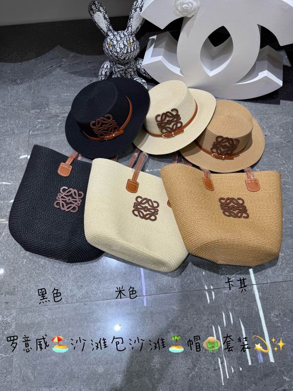 Loewe bag hat dx17